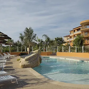 Apartahotel Lou Castelet, Carros