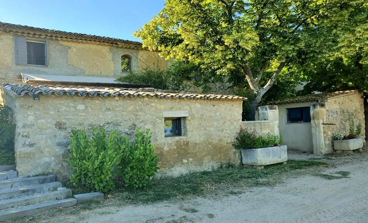 Bed & Breakfast Bastide Bellugue Maison D'Hotes Reseau Bienvenue A La Ferme A 3 Minutes De Lourmarin Cadenet
