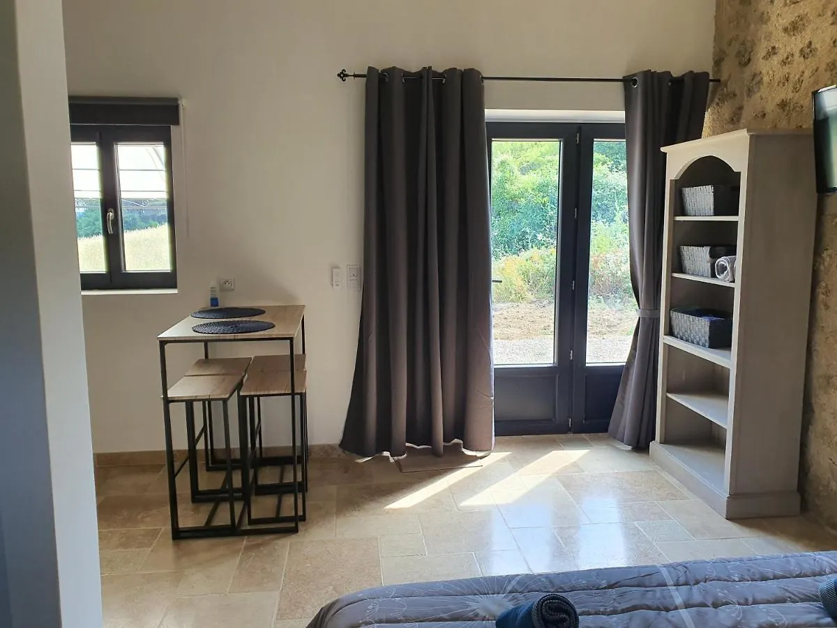 Bastide Bellugue Maison D'Hotes Reseau Bienvenue A La Ferme A 3 Minutes De Lourmarin Cadenet